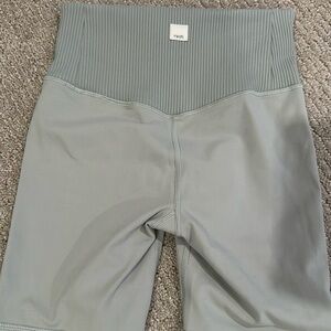 Vuori Ribbed biker shorts